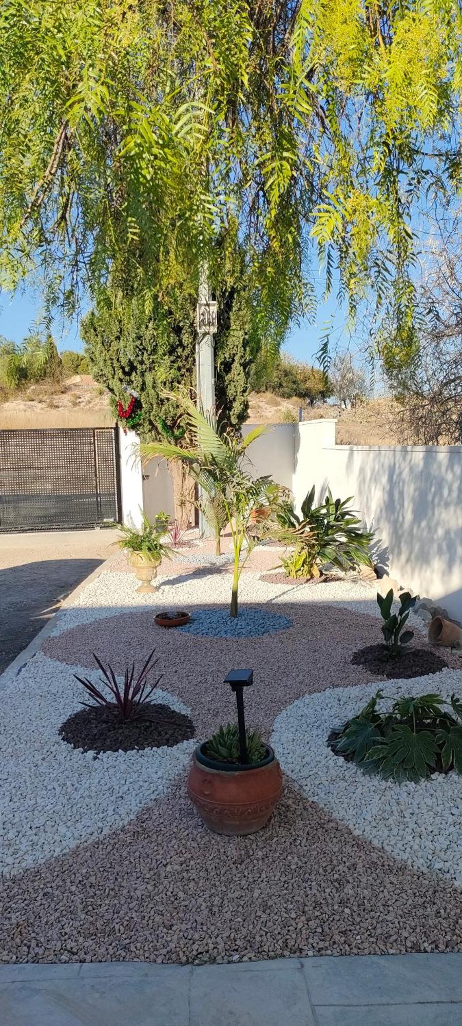 Con Piscina Climatizada Y Barbacoa A 10 Km De Alicante Y Playas, 3000 M2 De Terreno *