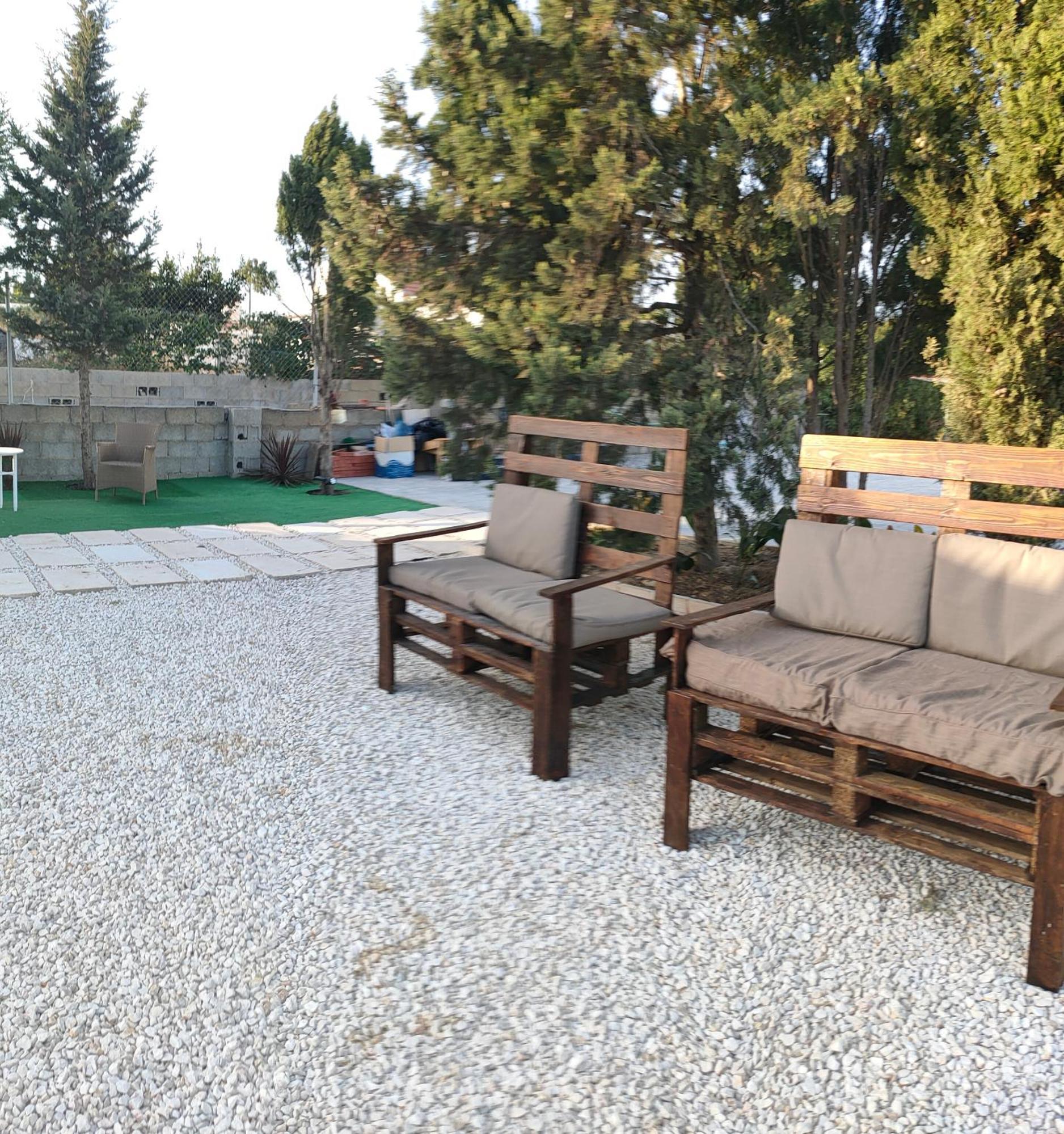 Con Piscina Climatizada Y Barbacoa A 10 Km De Alicante Y Playas, 3000 M2 De Terreno Villa